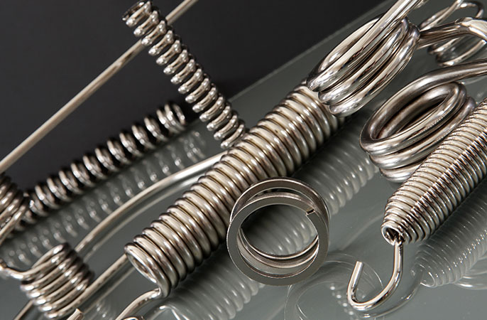 各種尺寸的彈簧